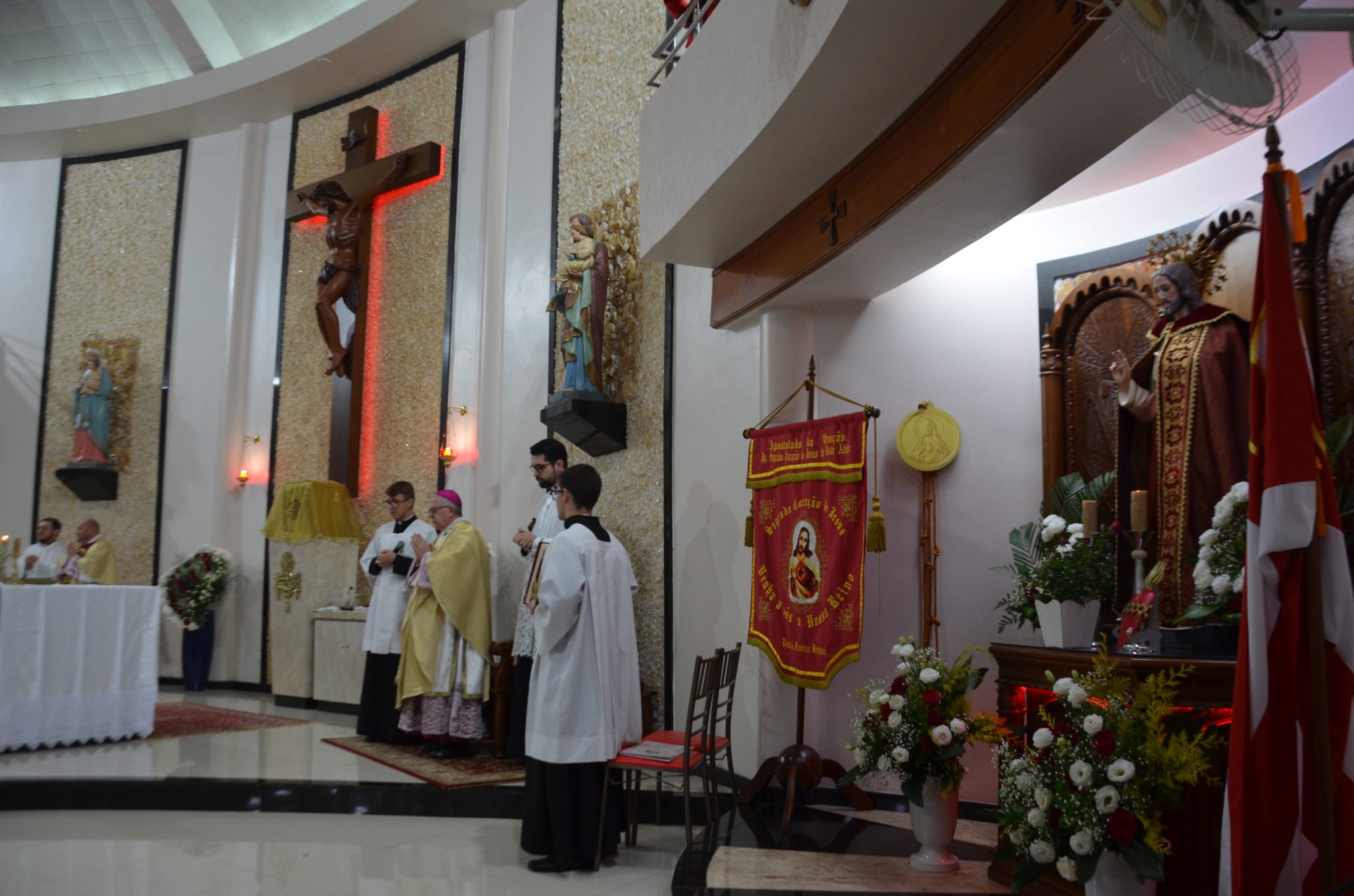 Vista Alegre - Paróquia Sagrado Coração de Jesus é elevada a Santuário Diocesano