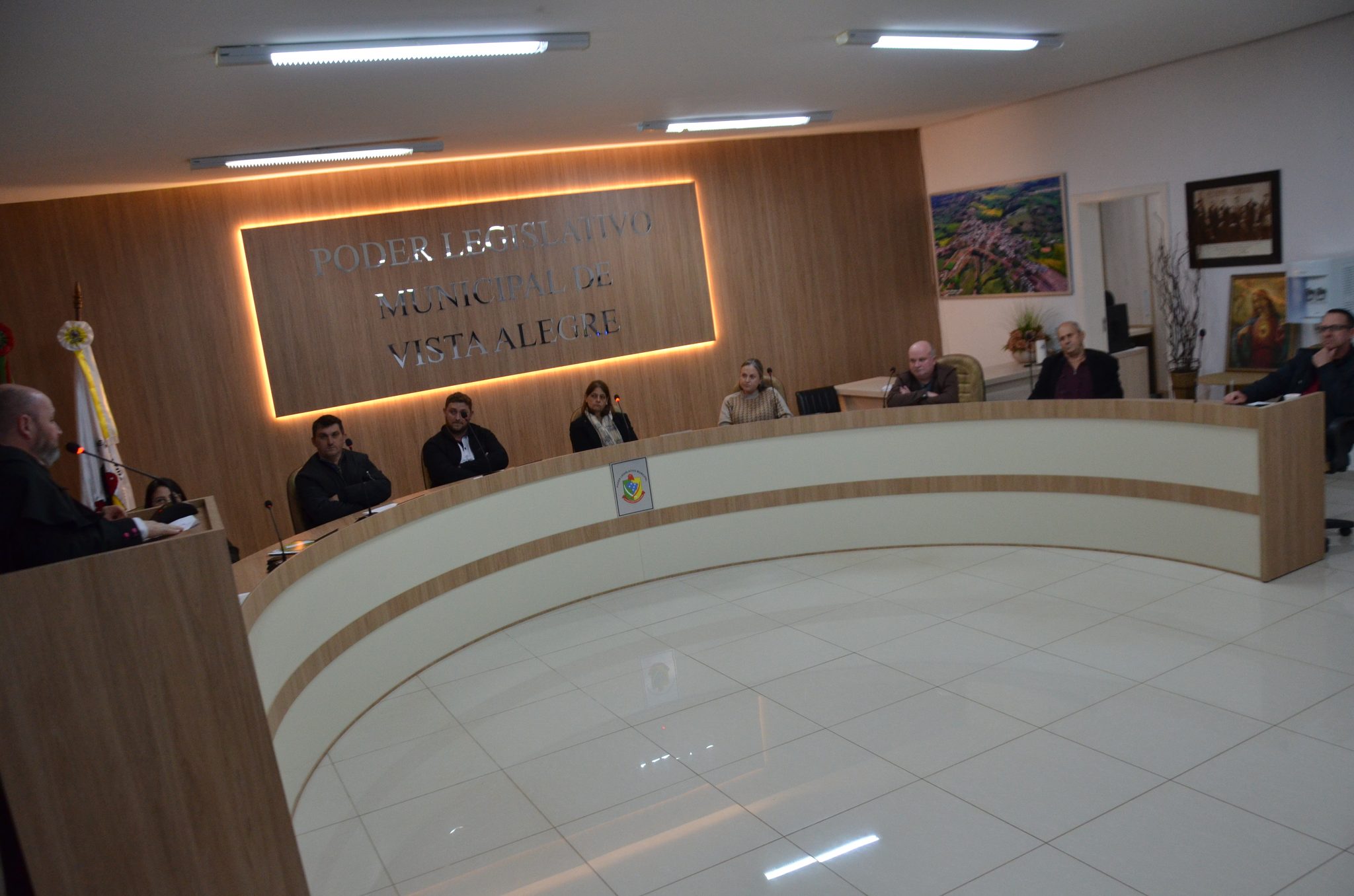 Vista Alegre - Moção de Aplausos à Paróquia e Santuário Sagrado Coração de Jesus e ao cônego Leandro Piffer