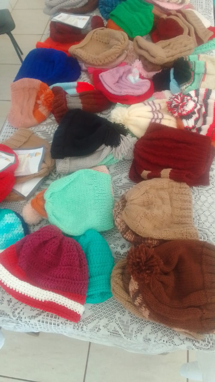 Projeto Tricô e Crochê Solidário reúne voluntárias e produz peças para famílias de Cristal do Sul