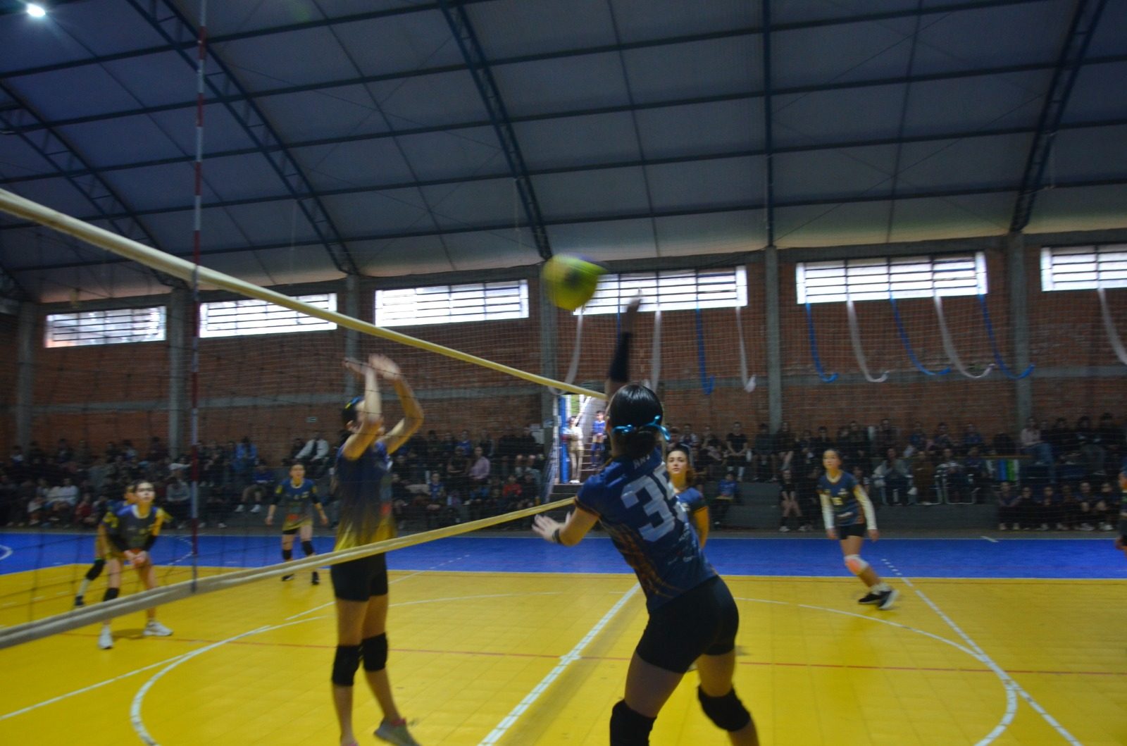 Etapa final do Circuito Regional de Vôlei