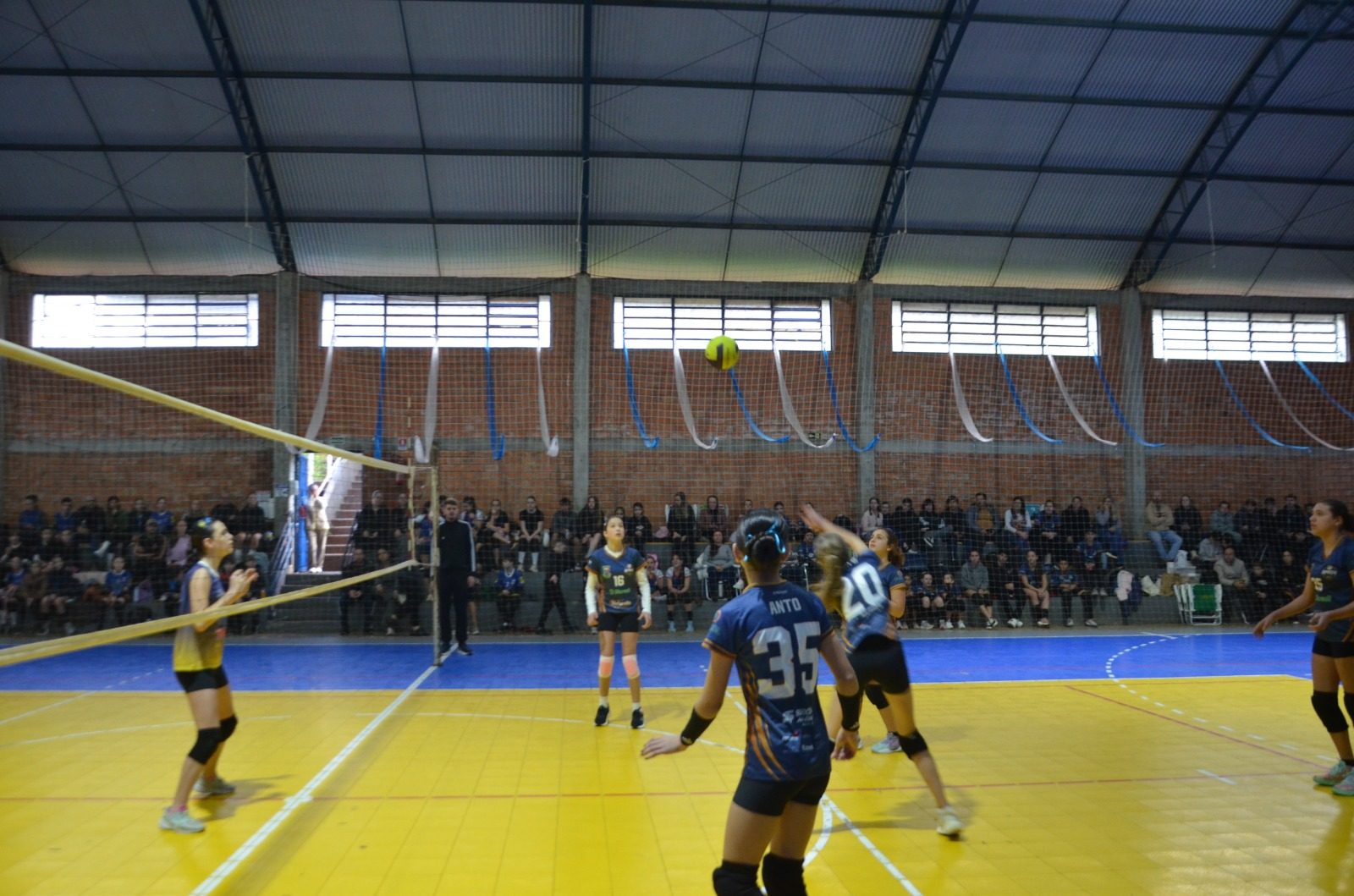 Etapa final do Circuito Regional de Vôlei