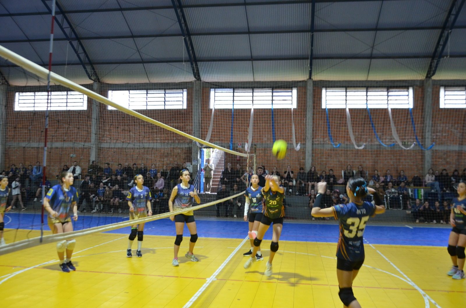 Etapa final do Circuito Regional de Vôlei