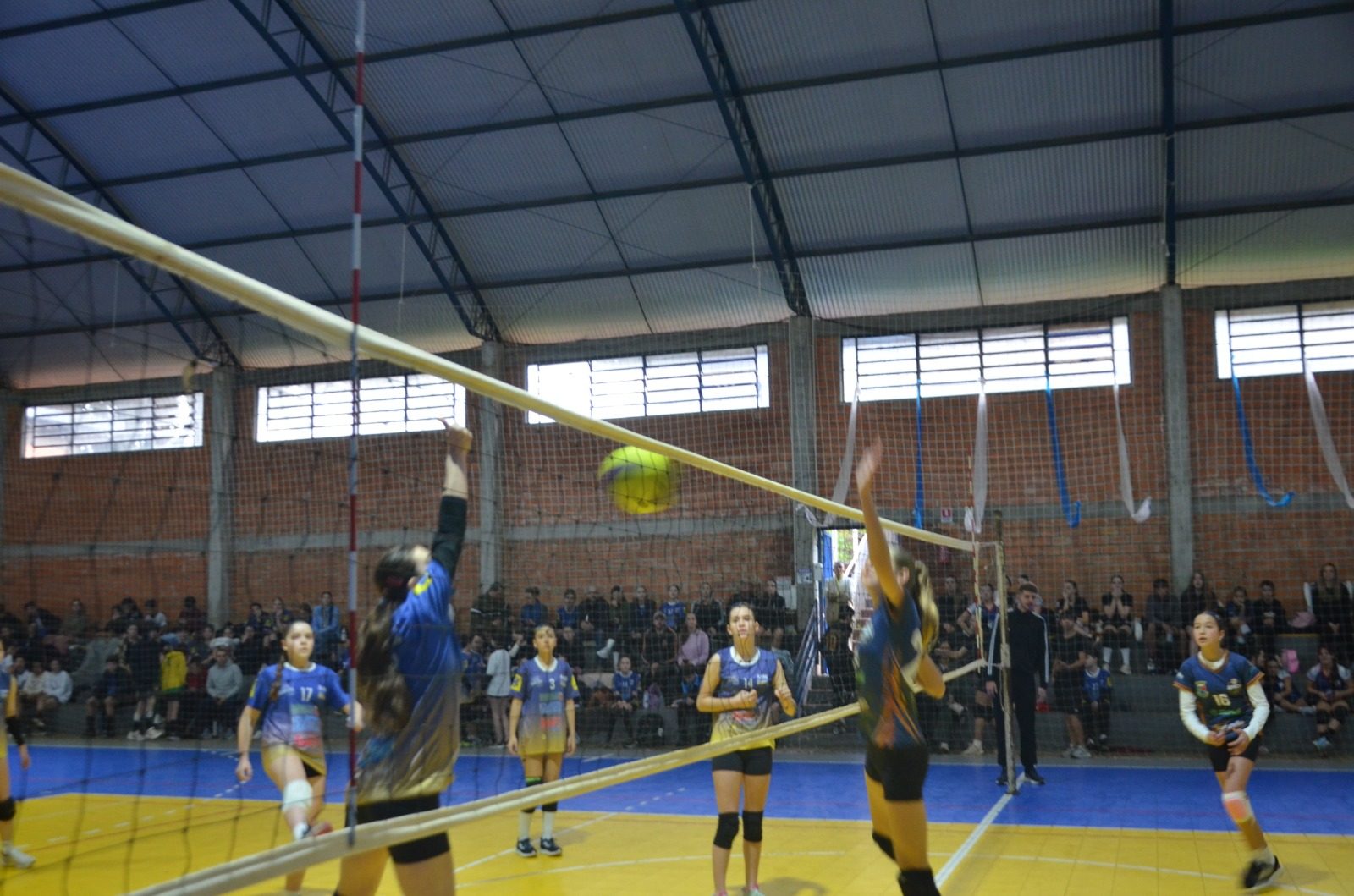 Etapa final do Circuito Regional de Vôlei