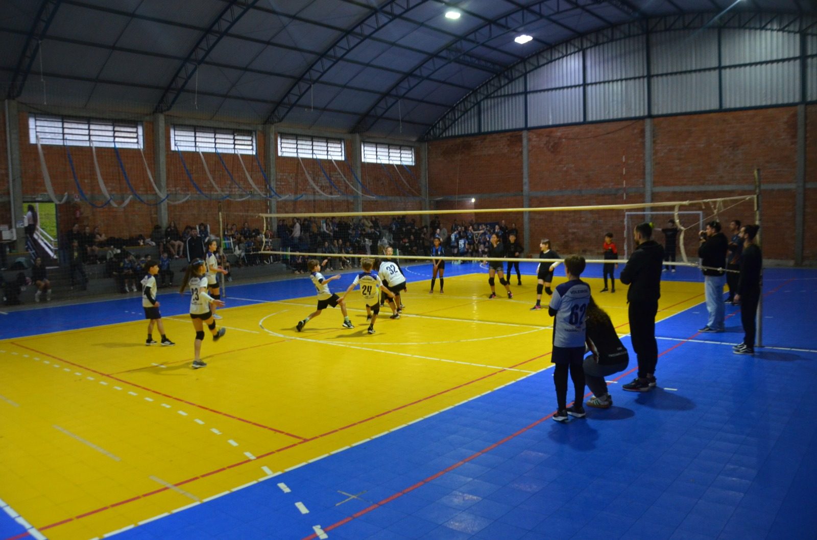 Etapa final do Circuito Regional de Vôlei