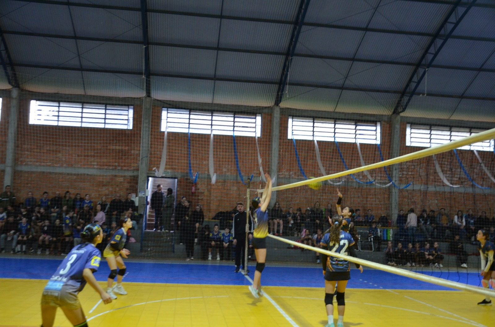 Etapa final do Circuito Regional de Vôlei