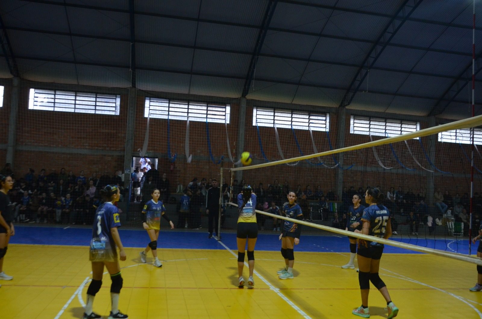 Etapa final do Circuito Regional de Vôlei