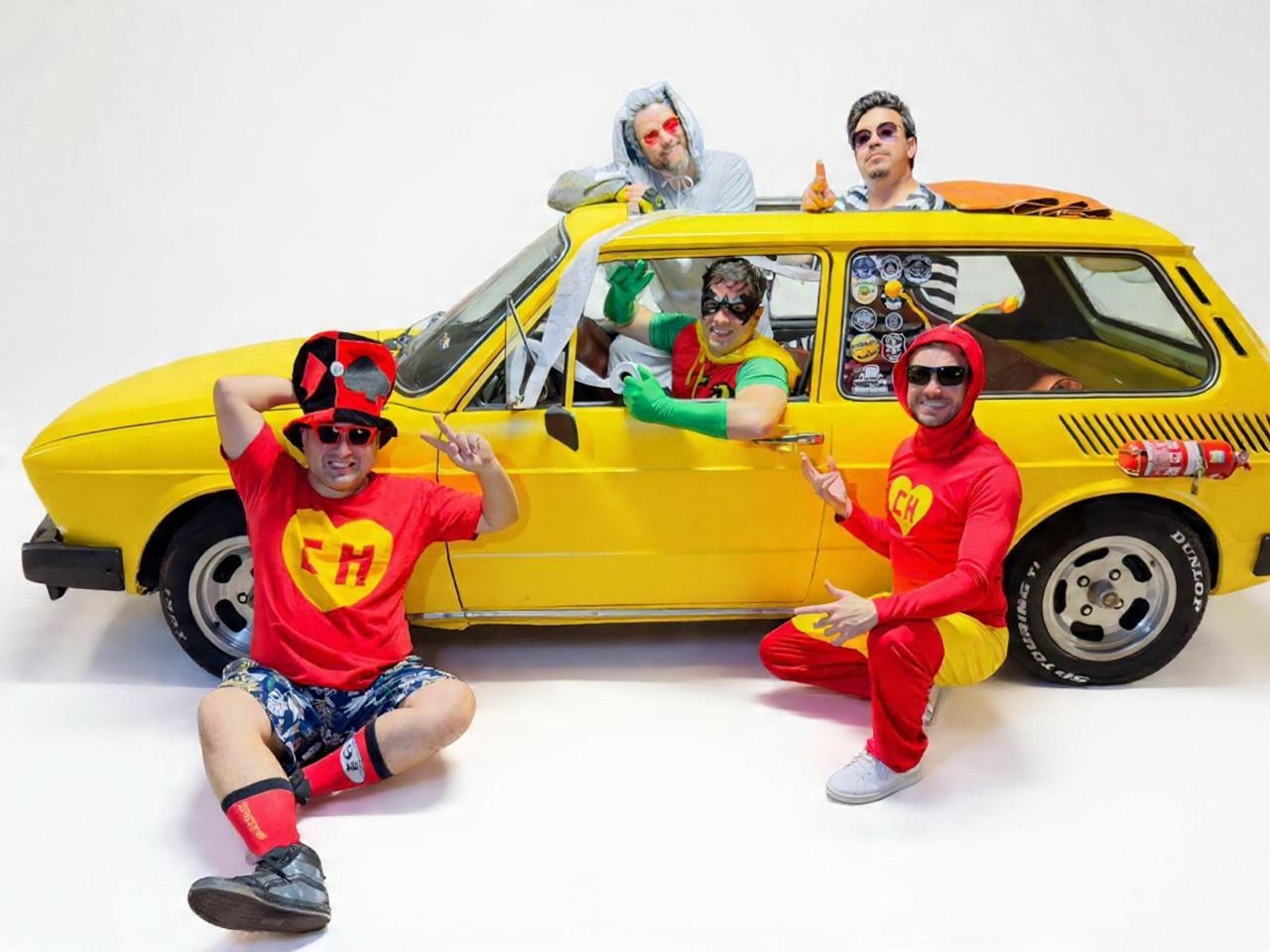 Tributo Mamonas no 4° Baile do Flashback