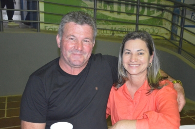 Grêmio Castelinho celebra 62 anos com jantar-dançante