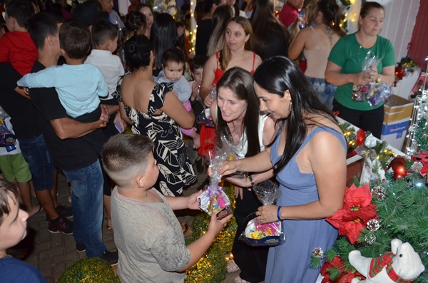 Abertura do Natal Encanto das Pedras - Ametista do Sul