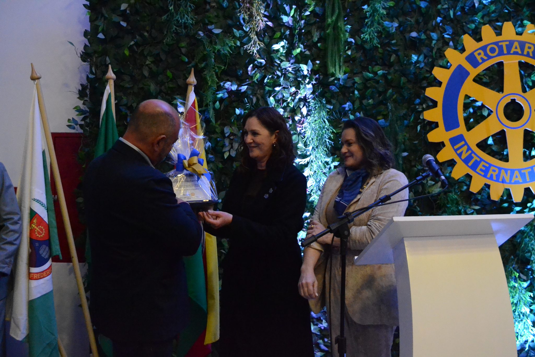 Posse das novas diretorias do Rotary Clube de Frederico Westphalen